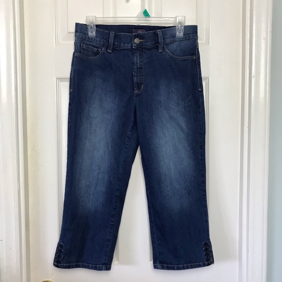 🍄 NYDJ Not Your Daughters Crop Jeans. Size 6 - Picture 2 of 8